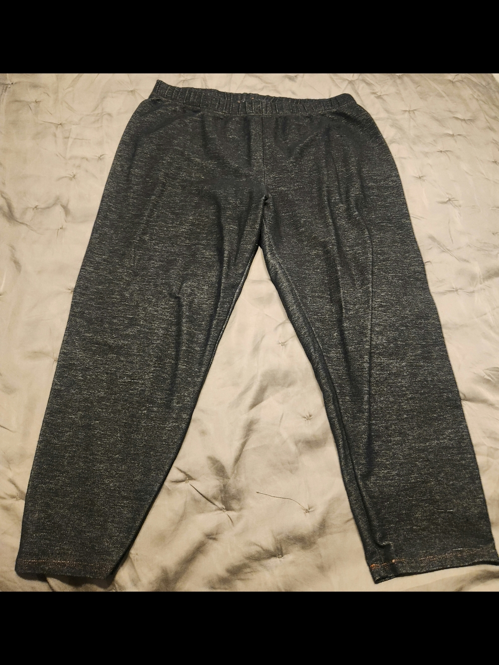 No Boundaries Womens Blue Heather Capri Leggings